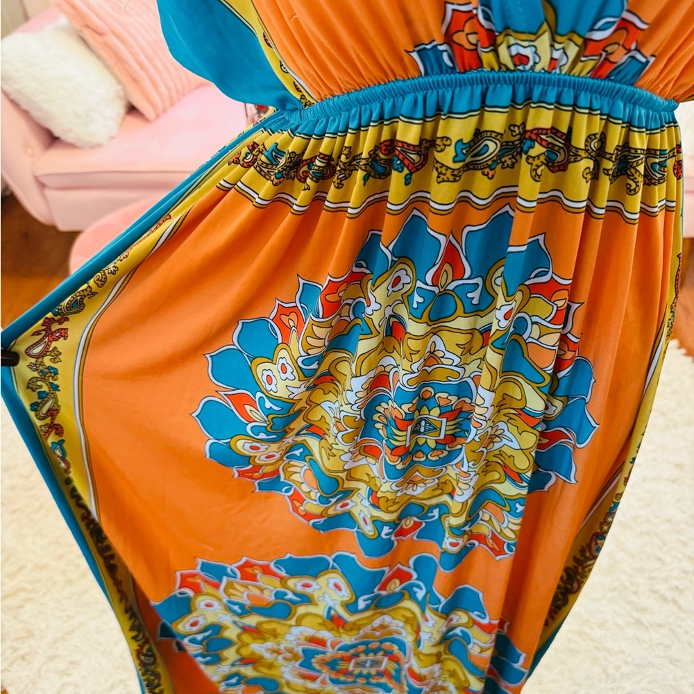 Beautiful & vibrantly colored maxi dress. Fit a size 12 thru 16. One of a kind! - Picture 3 of 6